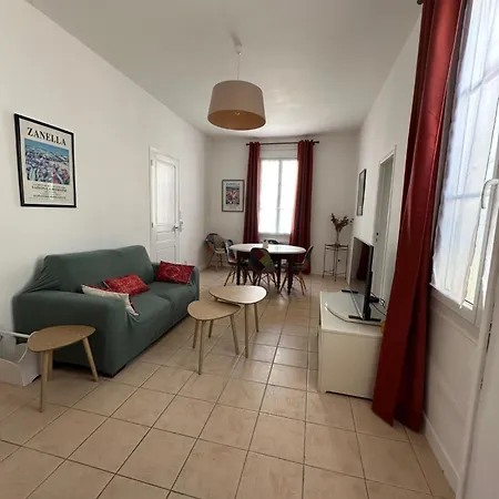 Petite Maison 別荘 *