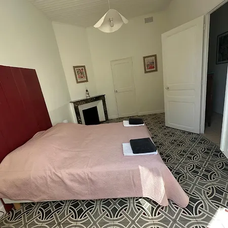 Petite Maison بيت للعطل *