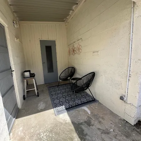 Petite Maison * ناربون